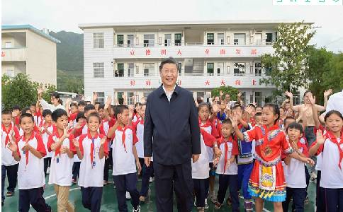 【转载】习近平向全国广大教师和教育工作者致以节日祝贺和诚挚慰问 强调不忘立德树人初心 牢记为党育人为国育才使命 不断作出新的更大贡献